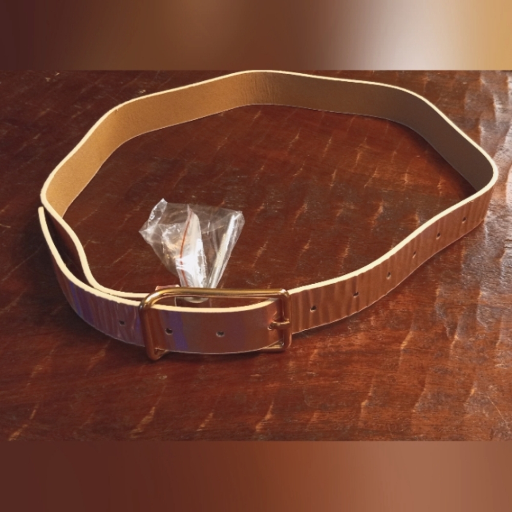 Evolutionary halographic pink belt